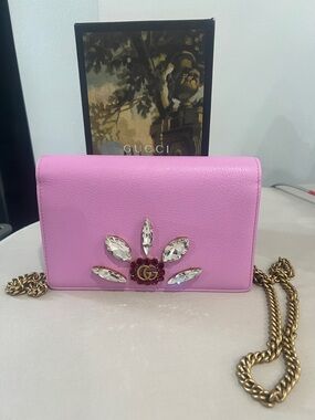 Gucci Pink Crystal-Embellished Leather Crossbody with Gold Chain